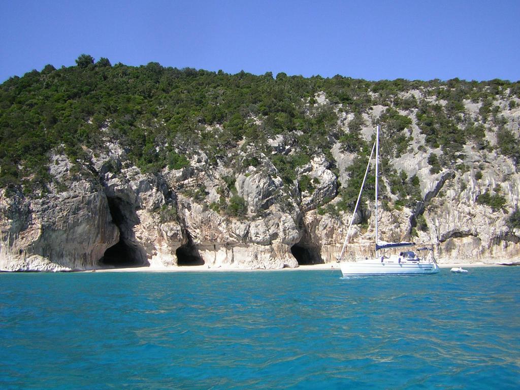 Casa Vacanze Villa Rosa Cala Gonone Buitenkant foto