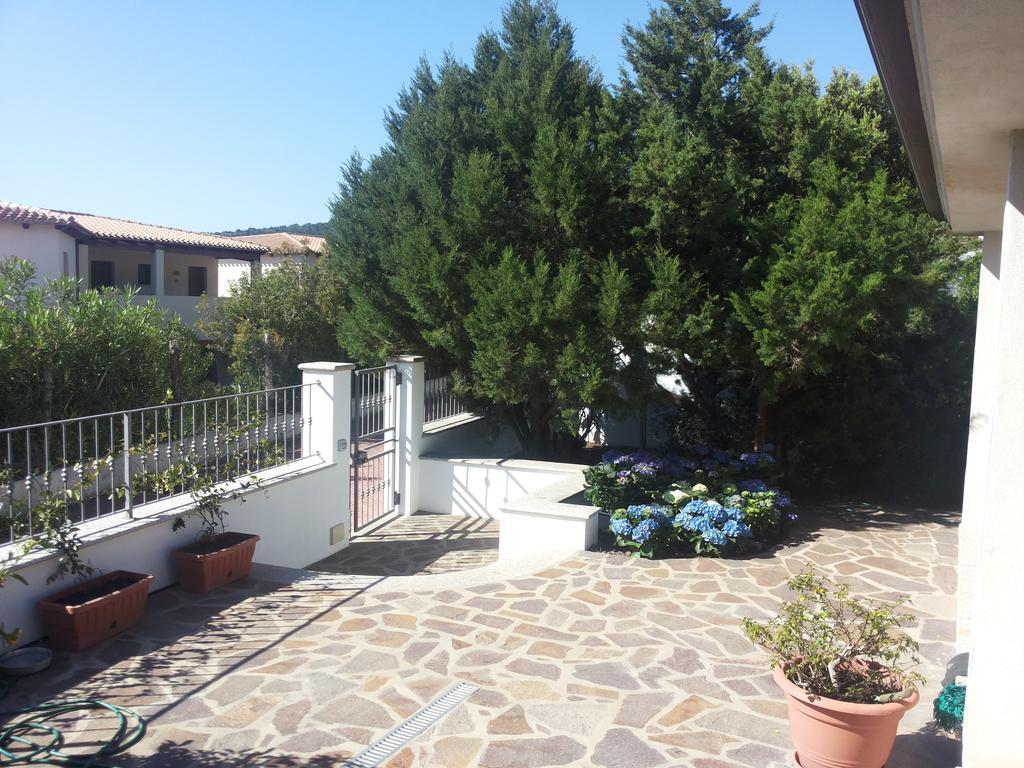 Casa Vacanze Villa Rosa Cala Gonone Buitenkant foto